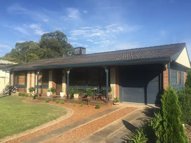 5 Kirra street, Tumut NSW 2720