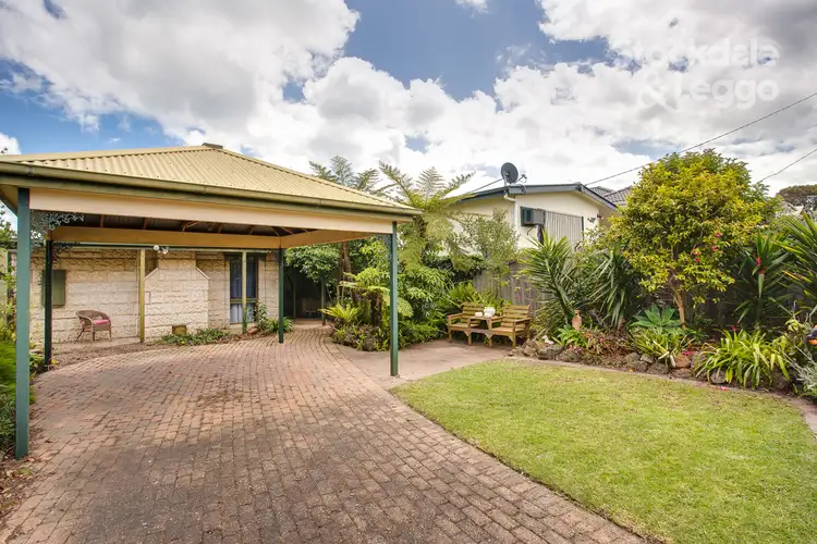 88 Fourth Avenue, Rosebud VIC 3939