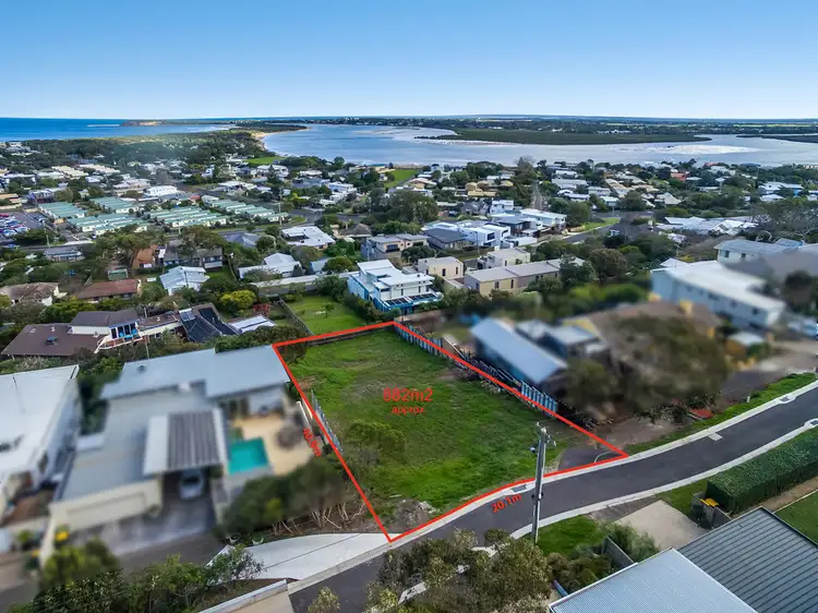 18 The Avenue, Ocean Grove VIC 3226
