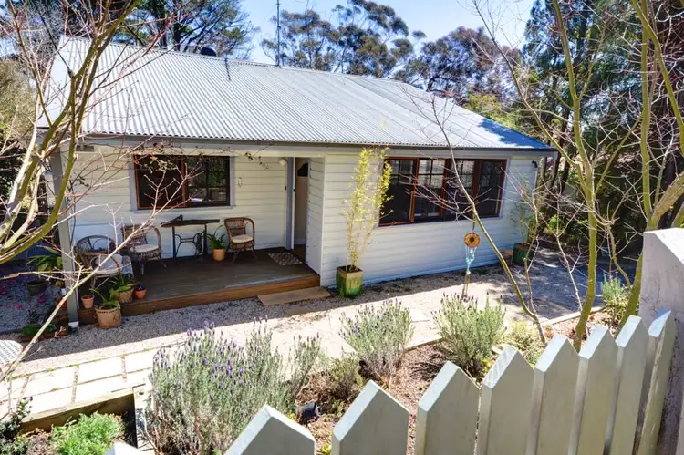 22 Bridges Street, Blackheath NSW 2785