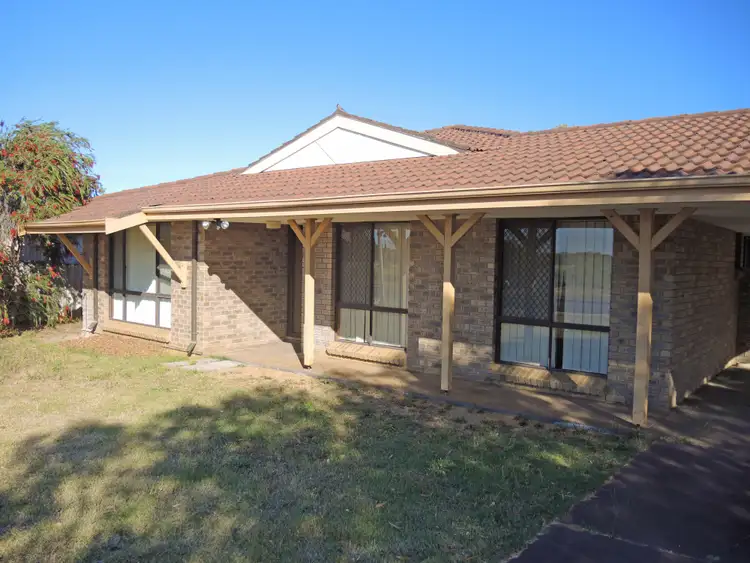 40 Pinyali Way, Waggrakine WA 6530