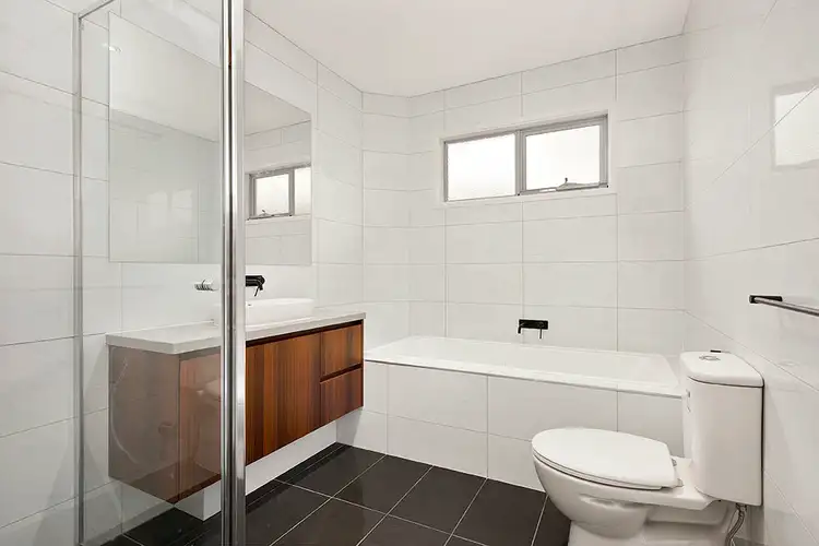 Fifth view of Homely townhouse listing, 1 /42 Walter Street, Ascot Vale VIC 3032