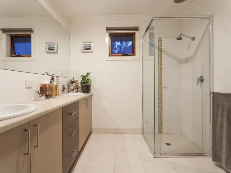 Fifth view of Homely house listing, 1 - 3/19 The Ridge, Frankston South VIC 3199