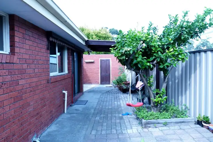 Seventh view of Homely unit listing, 2/8 KENDRA PLACE, Keysborough VIC 3173