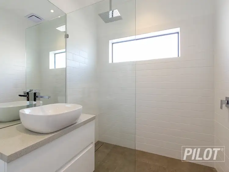 Fifth view of Homely unit listing, 1/8 Burns Street, Frankston VIC 3199