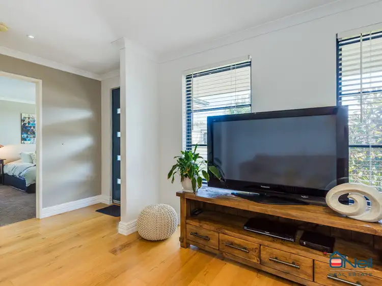 Fifth view of Homely house listing, 6 Starflower Way, Baldivis WA 6171