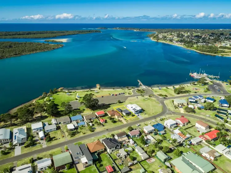 97 Adelaide Street, Greenwell Point NSW 2540