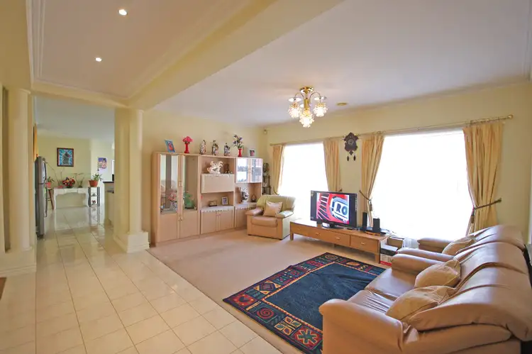 Second view of Homely house listing, 31 Maryrose Crescent, Endeavour Hills VIC 3802