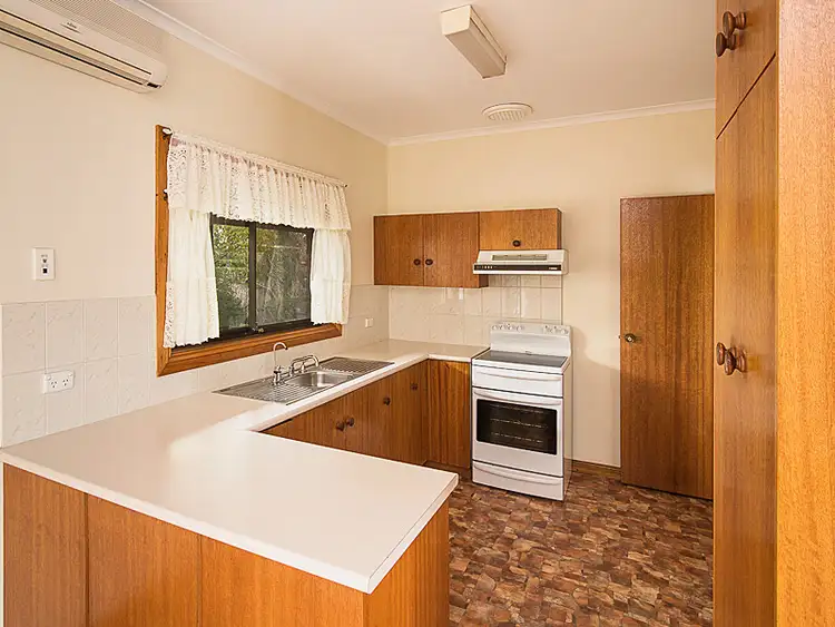 Fifth view of Homely unit listing, 1/10 Collins Street, Hahndorf SA 5245