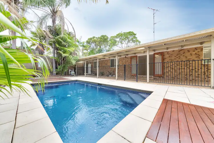 22 Victory Crescent, Sunrise Beach QLD 4567