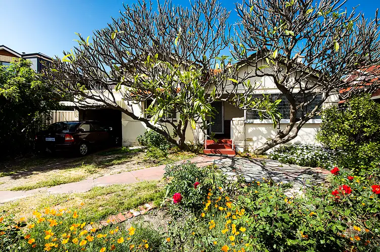253 Cambridge Street, Wembley WA 6014