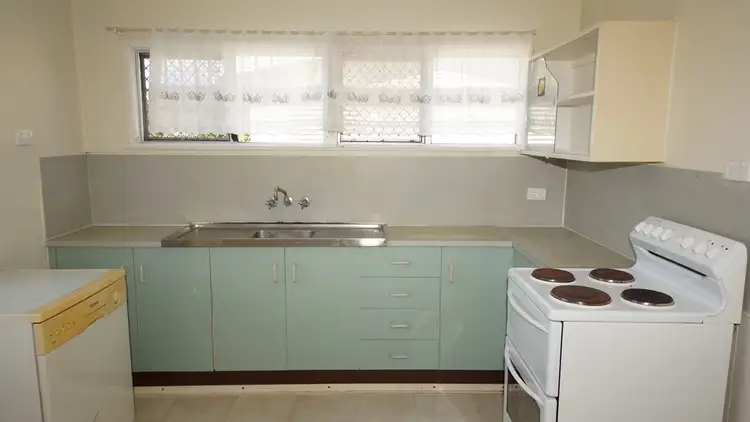 Second view of Homely house listing, 28 Magpie Street, Slade Point QLD 4740