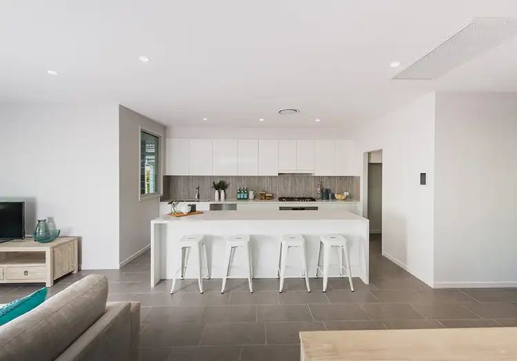 Sixth view of Homely house listing, 6 KITCHENER STREET, Wynnum QLD 4178