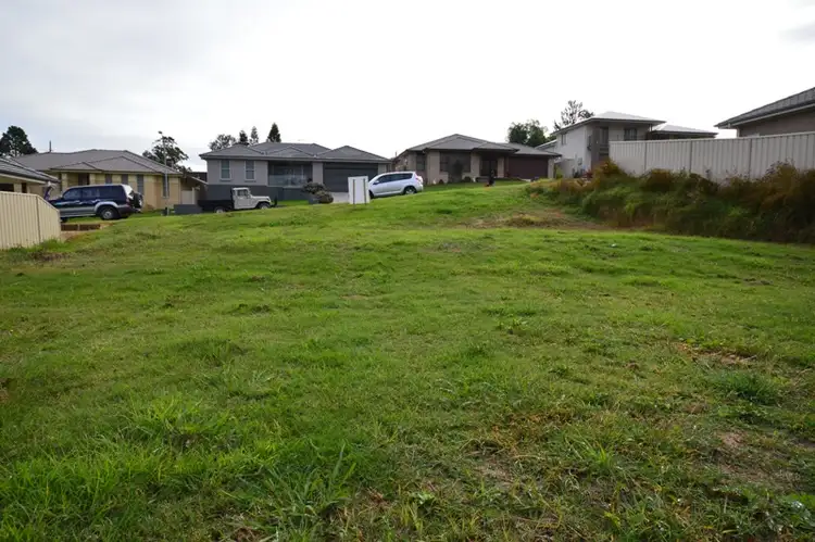 14 Fairview Place, Cessnock NSW 2325