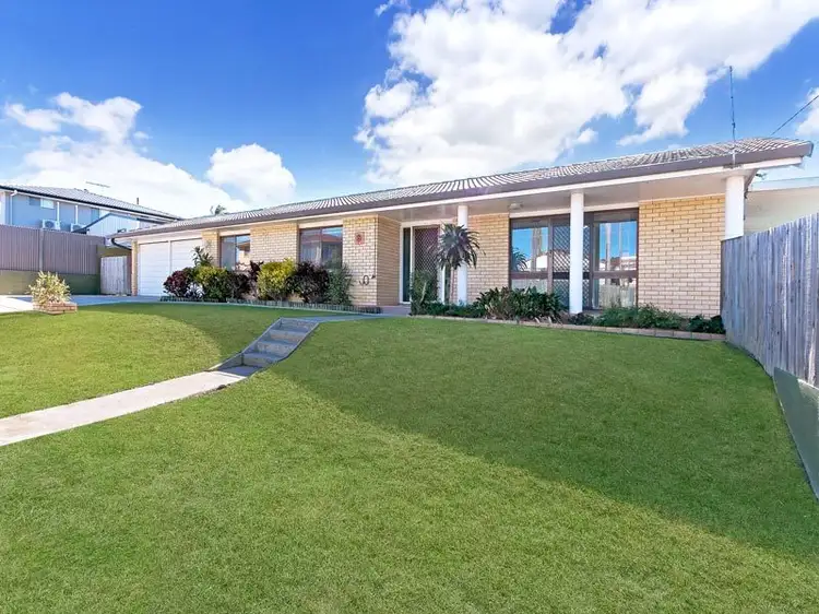 2 Seligan Street, Albany Creek QLD 4035