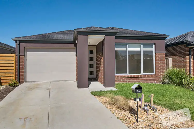 11 Hampshire Street, Officer VIC 3809