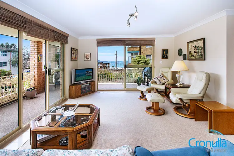 Third view of Homely unit listing, 2/4-6 Ingalara Avenue, Cronulla NSW 2230