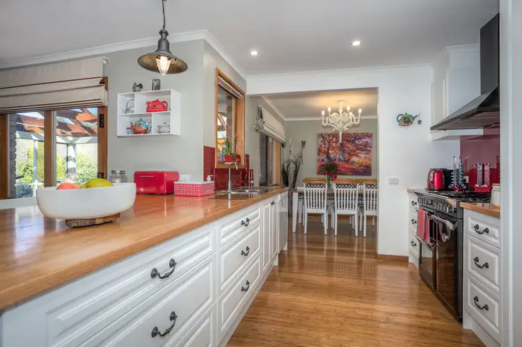 102 Frith Road, Gisborne VIC 3437
