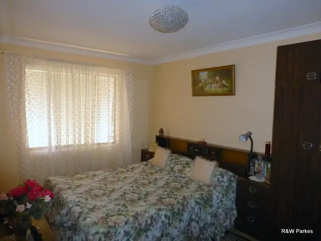 Sixth view of Homely house listing, 10 Lawson Street, Parkes NSW 2870