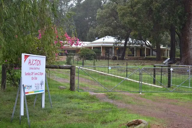 Seventh view of Homely house listing, 8 Hopedale Ridge, Gidgegannup WA 6083