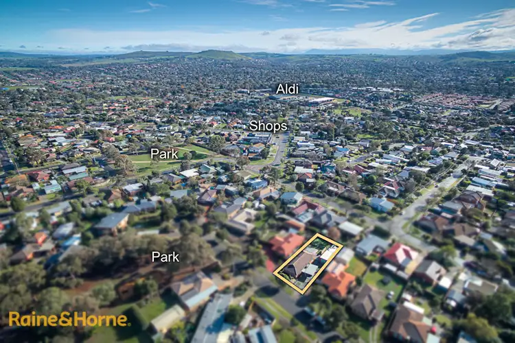 Sixth view of Homely house listing, 20 Fraser Court, Sunbury VIC 3429