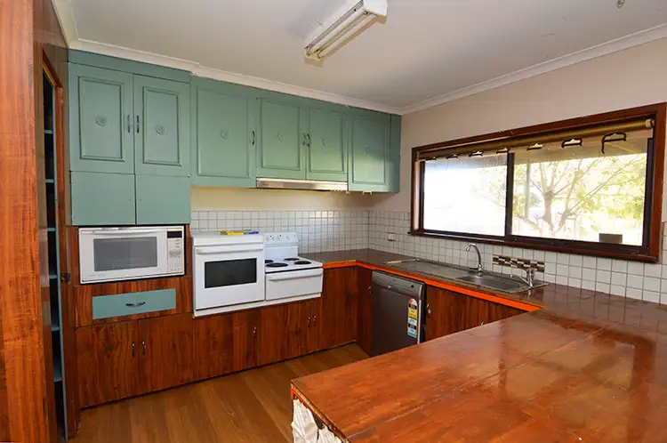 Fifth view of Homely house listing, 2 Lachlan Parade, Red Cliffs VIC 3496