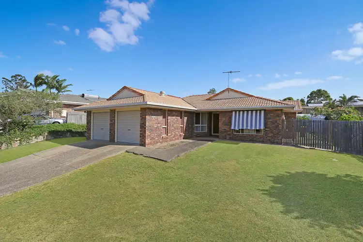 42 Plaza Street, Wynnum West QLD 4178