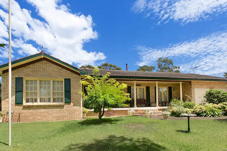 1 Dural Crescent, Engadine NSW 2233