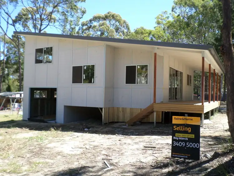 9 IBIS STREET, Macleay Island QLD 4184
