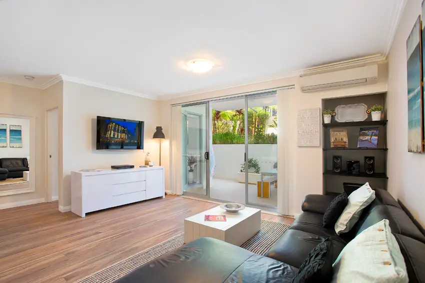 Main view of Homely unit listing, 4/2-6 The Crescent, Dee Why NSW 2099