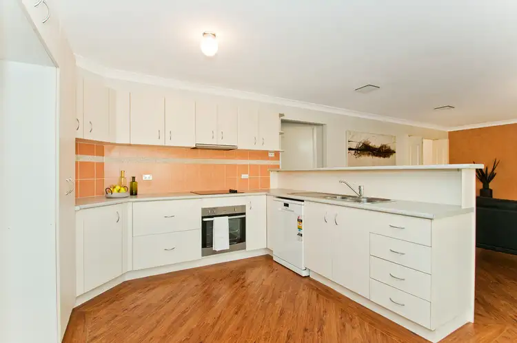 22 Stephens Street, Albion Park NSW 2527