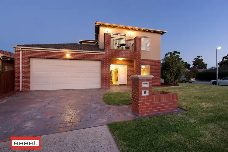 16 Erinka Crescent, Patterson Lakes VIC 3197