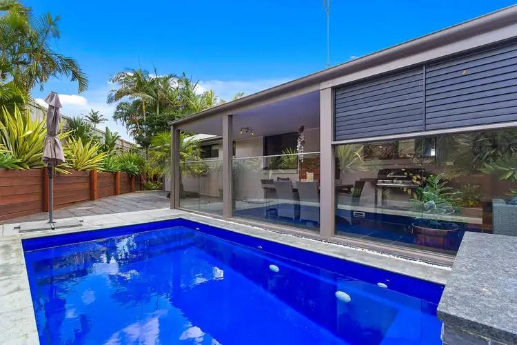 Main view of Homely semi-detached listing, 2 / 262 Darlington Drive, Banora Point NSW 2486