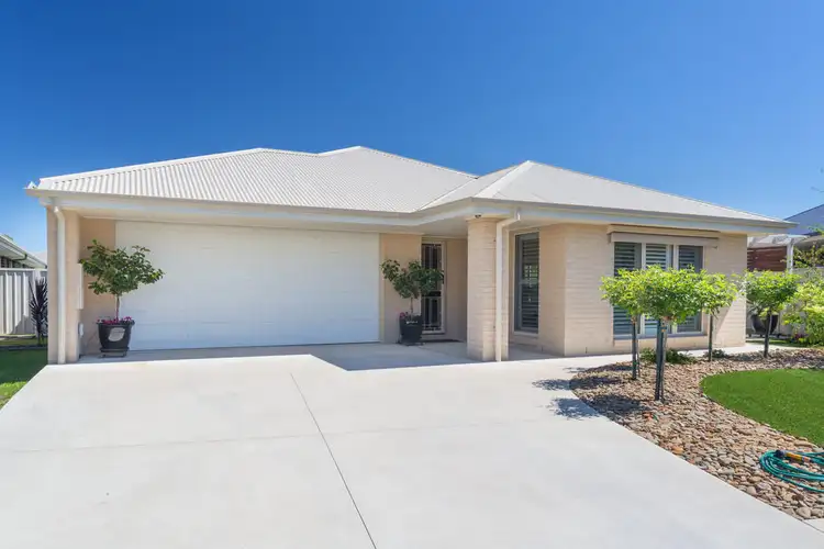 Main view of Homely house listing, 11 Borland Circuit, Wodonga VIC 3690