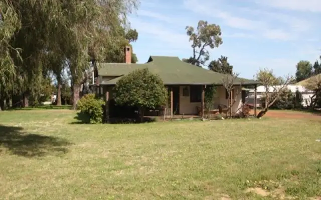 129 South Western Highway, Waroona WA 6215