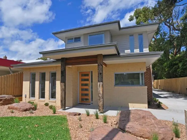 16 Grandview Grove, Inverloch VIC 3996