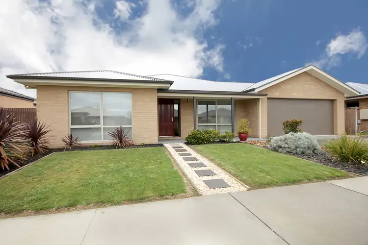 Main view of Homely house listing, 9 Brolga Street, Bairnsdale VIC 3875