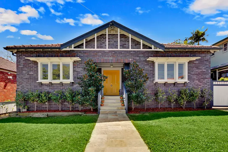 19 Robert Street, Willoughby NSW 2068