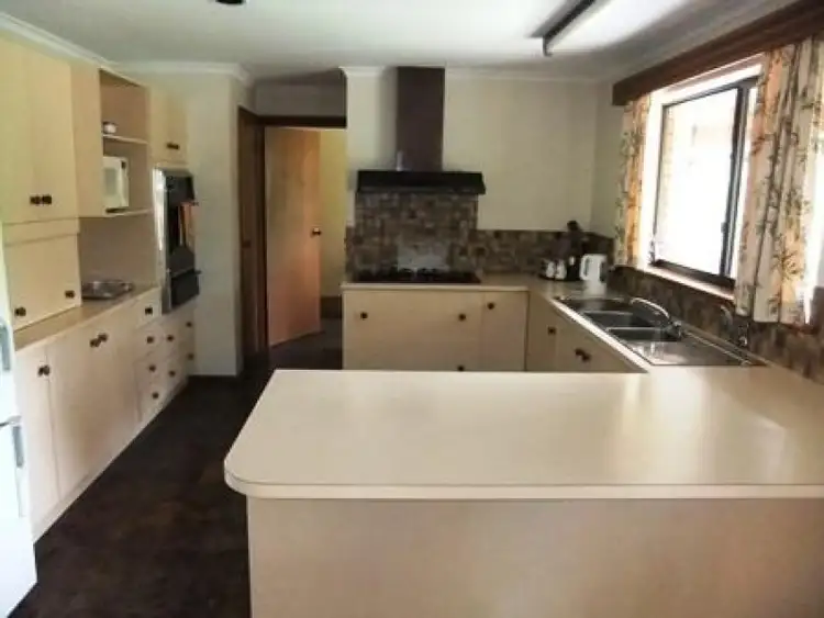 Second view of Homely house listing, 6 Summers Avenue, Keith SA 5267