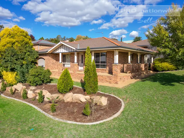 1/17 Kincora Place, Bourkelands NSW 2650