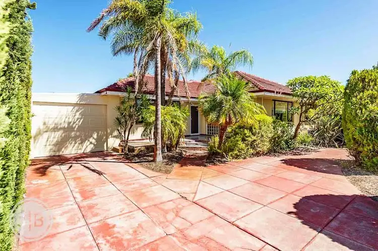 113 Lockhart Street, Como WA 6152