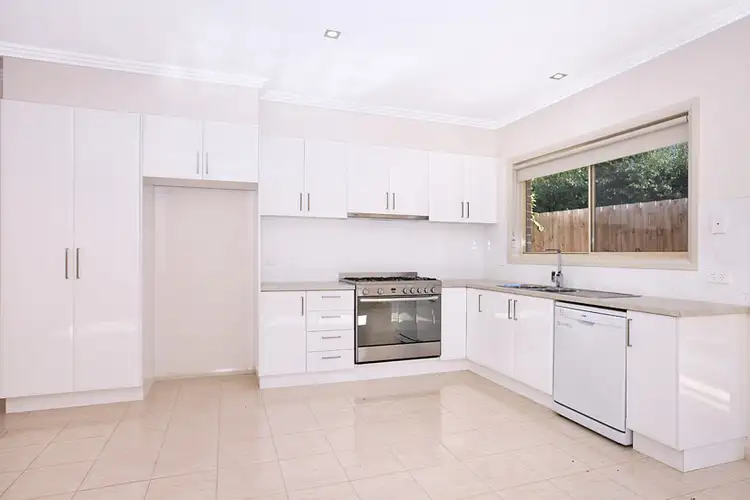 Fifth view of Homely house listing, 2/158 Greenvale Drive, Greenvale VIC 3059