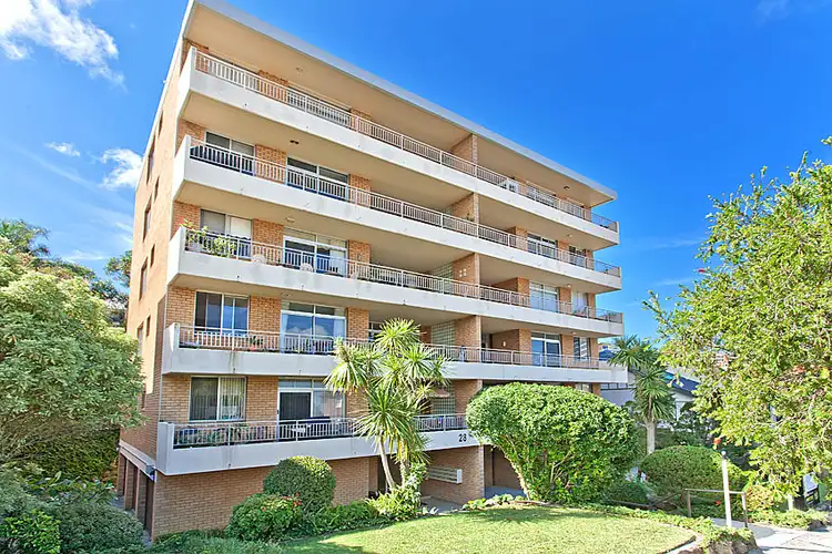 2/28 Lauderdale Avenue, Fairlight NSW 2094