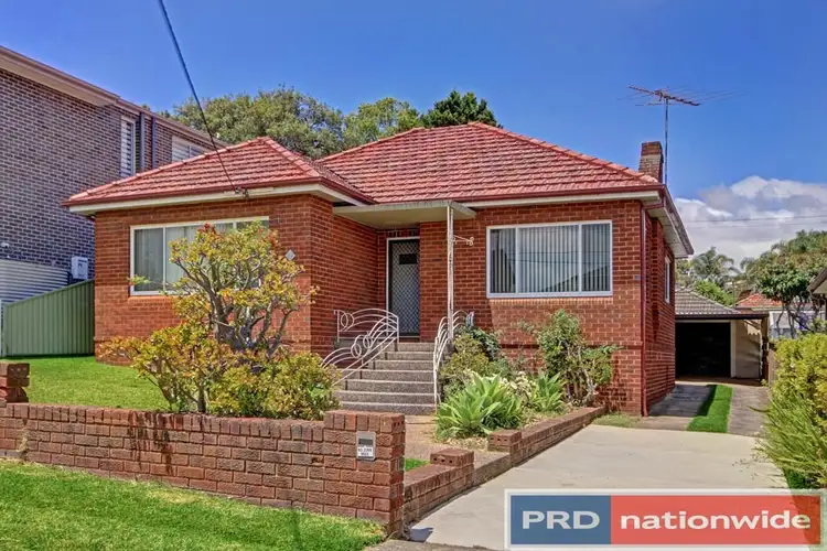 25 Bungalow Road, Peakhurst NSW 2210