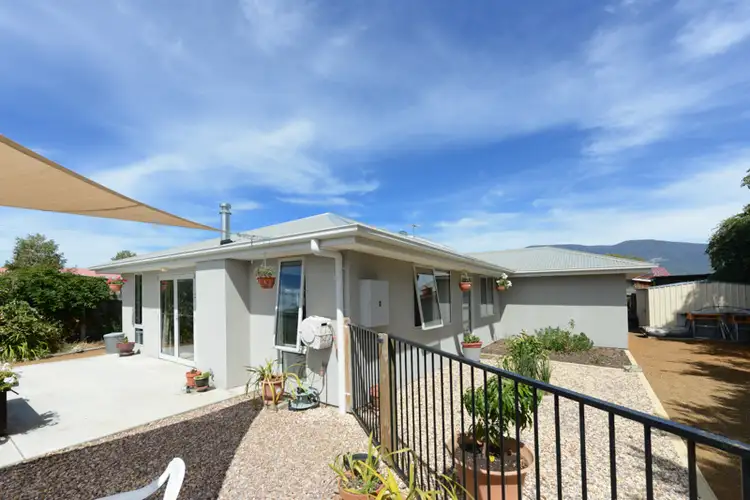2/20a McGough Street, Glenorchy TAS 7010