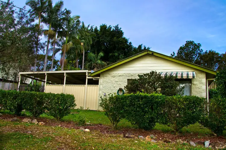 Second view of Homely house listing, 5 Daybell St, Woodford QLD 4514