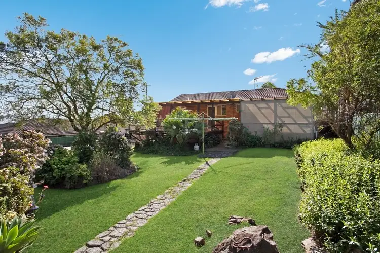28 York Street, Greta NSW 2334