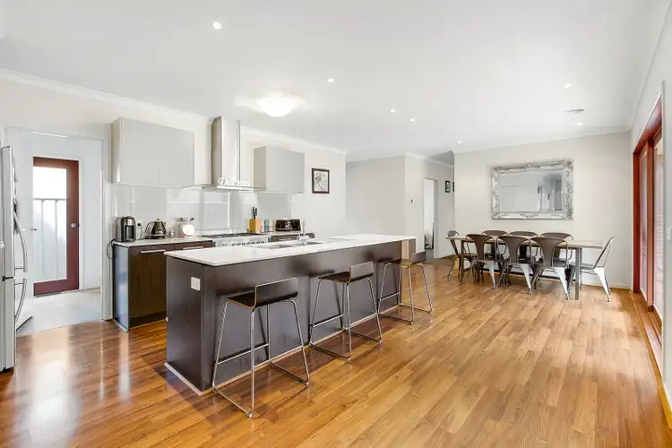 Fifth view of Homely house listing, 7 Cowes Close, Cranbourne North VIC 3977