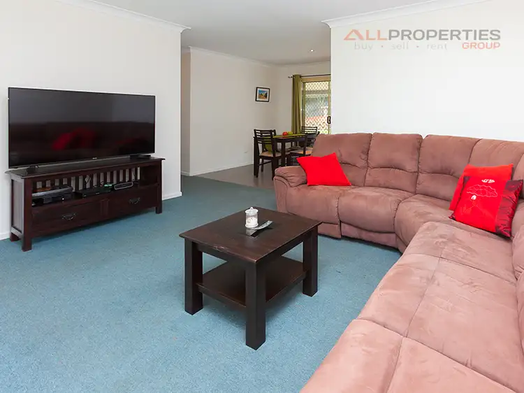 13 Ponderosa Street, Hillcrest QLD 4118