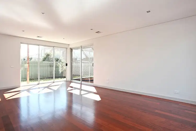 35b Myrtle Grove, Altona VIC 3018